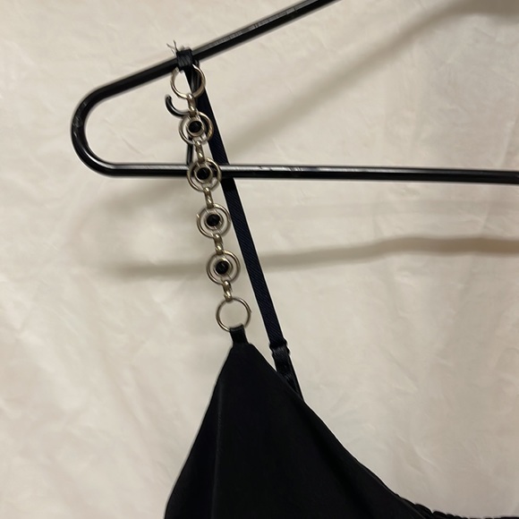 Top - Picture 2 of 4